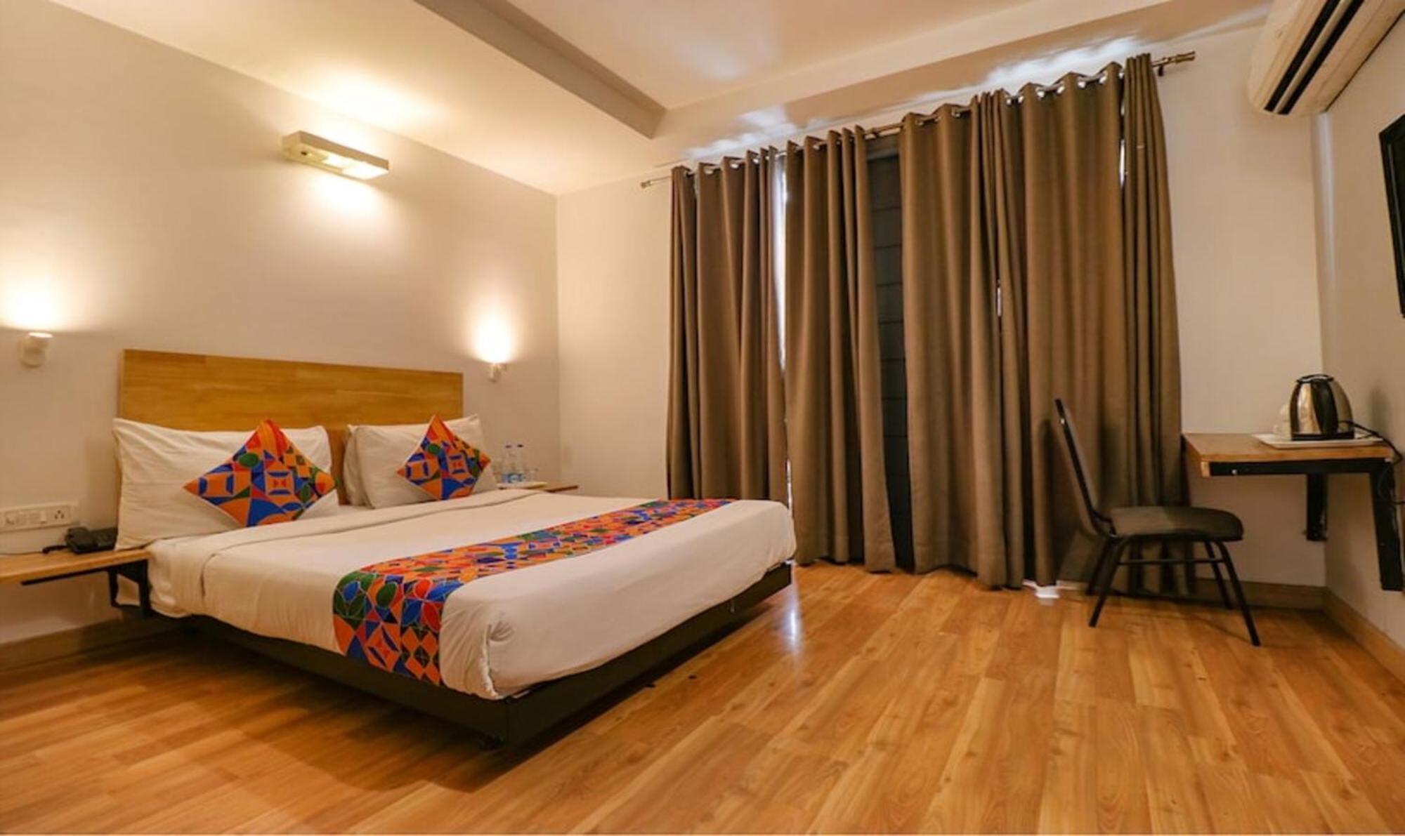 FabHotel Majestic JPM I Nueva Delhi Exterior foto